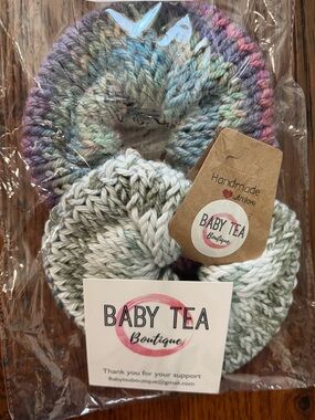 Baby Tea Boutique Knit Scrunchies